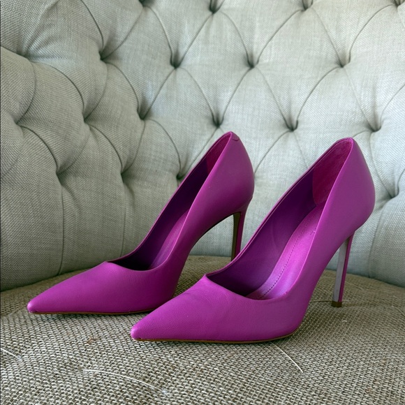 SCHUTZ Shoes - Schutz like new heels